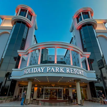 Holiday Park Resort Hotell 5*