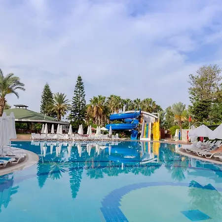 Holiday Park Resort 5* Okurcalar