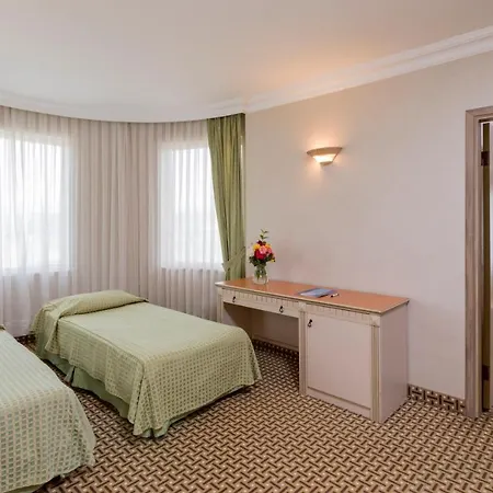 Holiday Park Resort Hotell