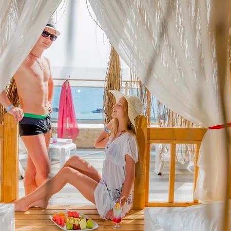 Hotell Holiday Park Resort