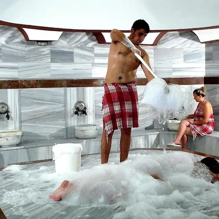 Holiday Park Resort Hotell