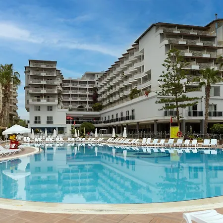 Hotel Holiday Park Resort
