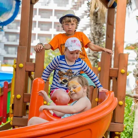 Holiday Park Resort 5*